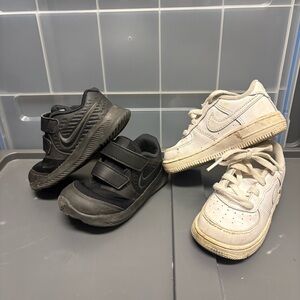 2 pairs Nike 6c sneakers